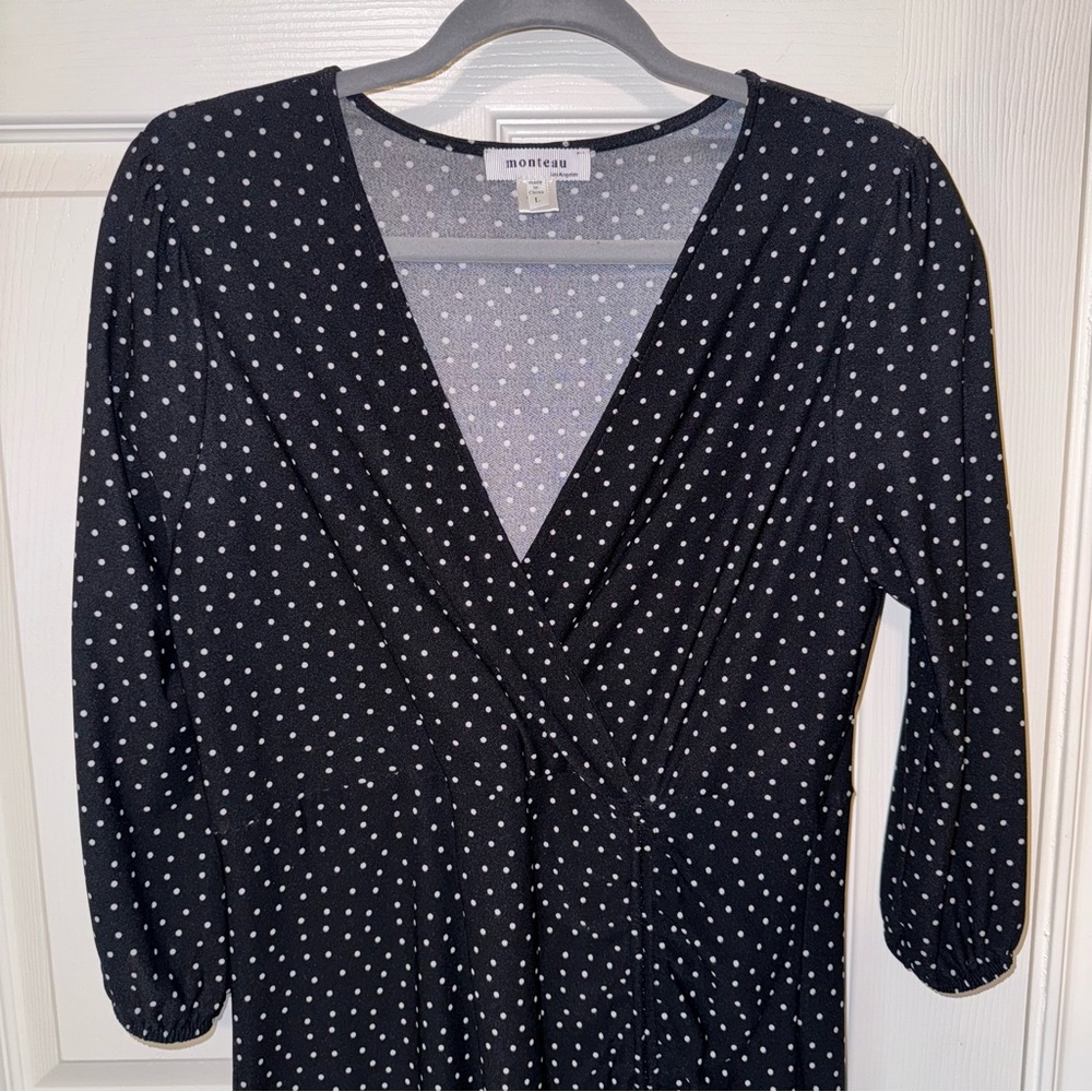NWOT Monteau Los Angeles Polka Dot Dress with a Shuttlecock 3/4-sleeves